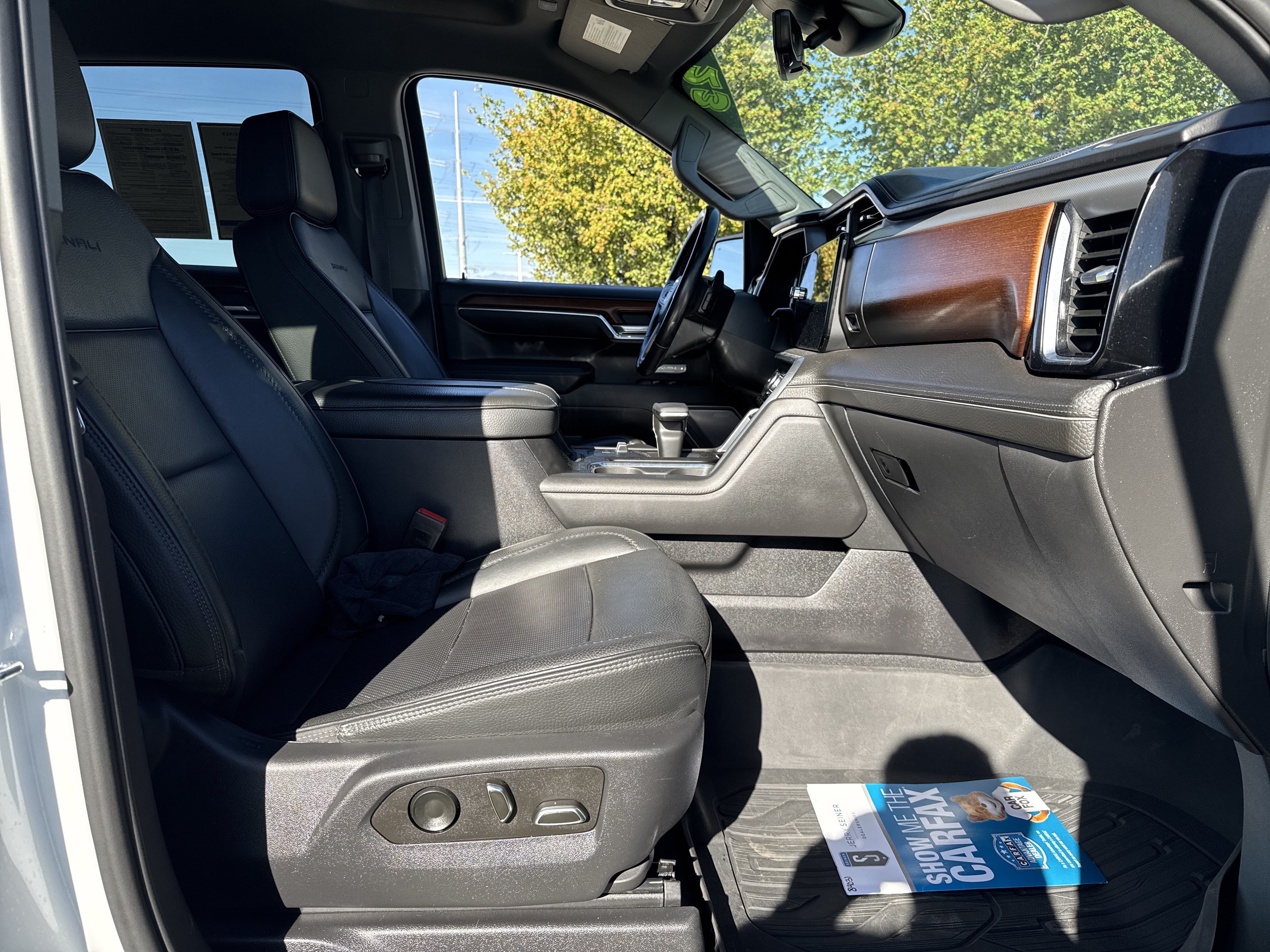 Used 2023 GMC Sierra 1500 Denali w/ Technology Package AWD/4WD image 21