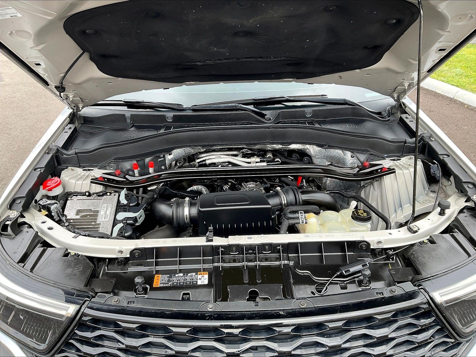 Used 2020 Ford Explorer ST AWD/4WD image 28