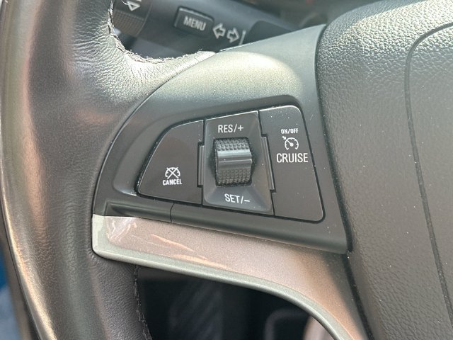Used 2020 Chevrolet Trax LT w/ LT Convenience Package FWD image 50