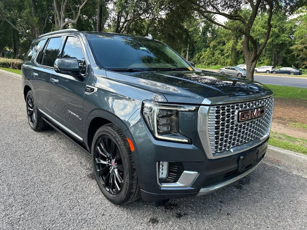 Used 2021 GMC Yukon Denali w/ Denali Ultimate Package AWD/4WD image 4