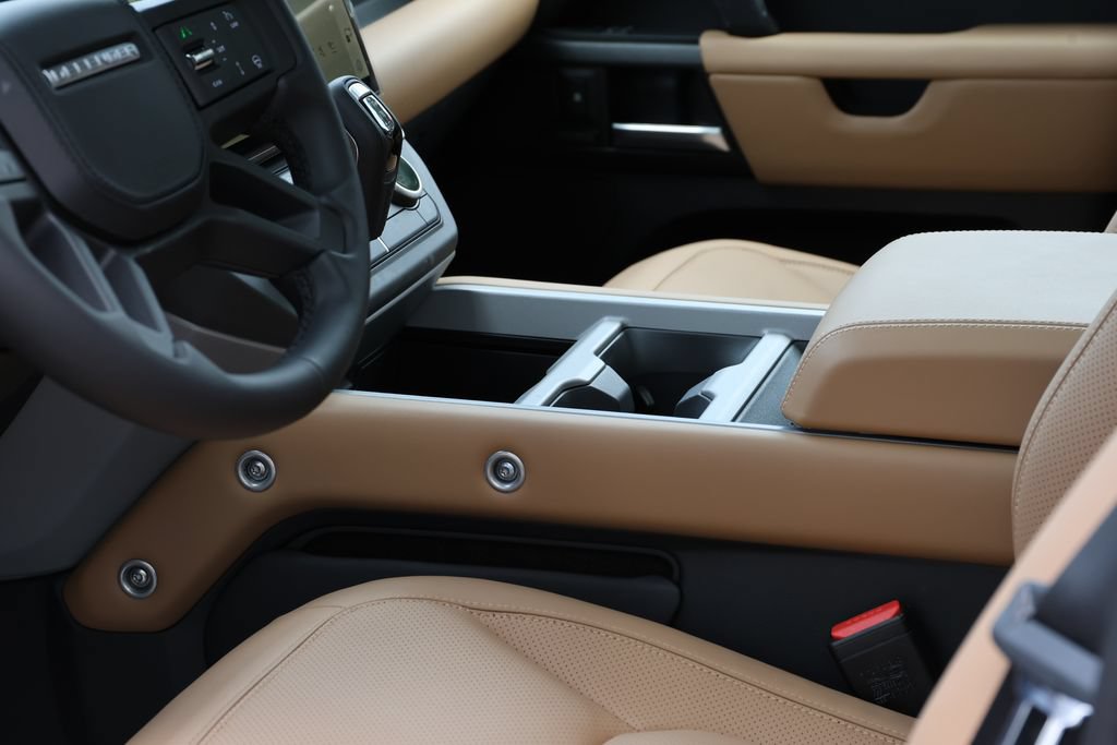 New 2026 Land Rover Defender 110 X AWD/4WD image 17