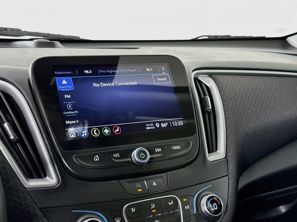 Used 2023 Chevrolet Malibu LT FWD image 16