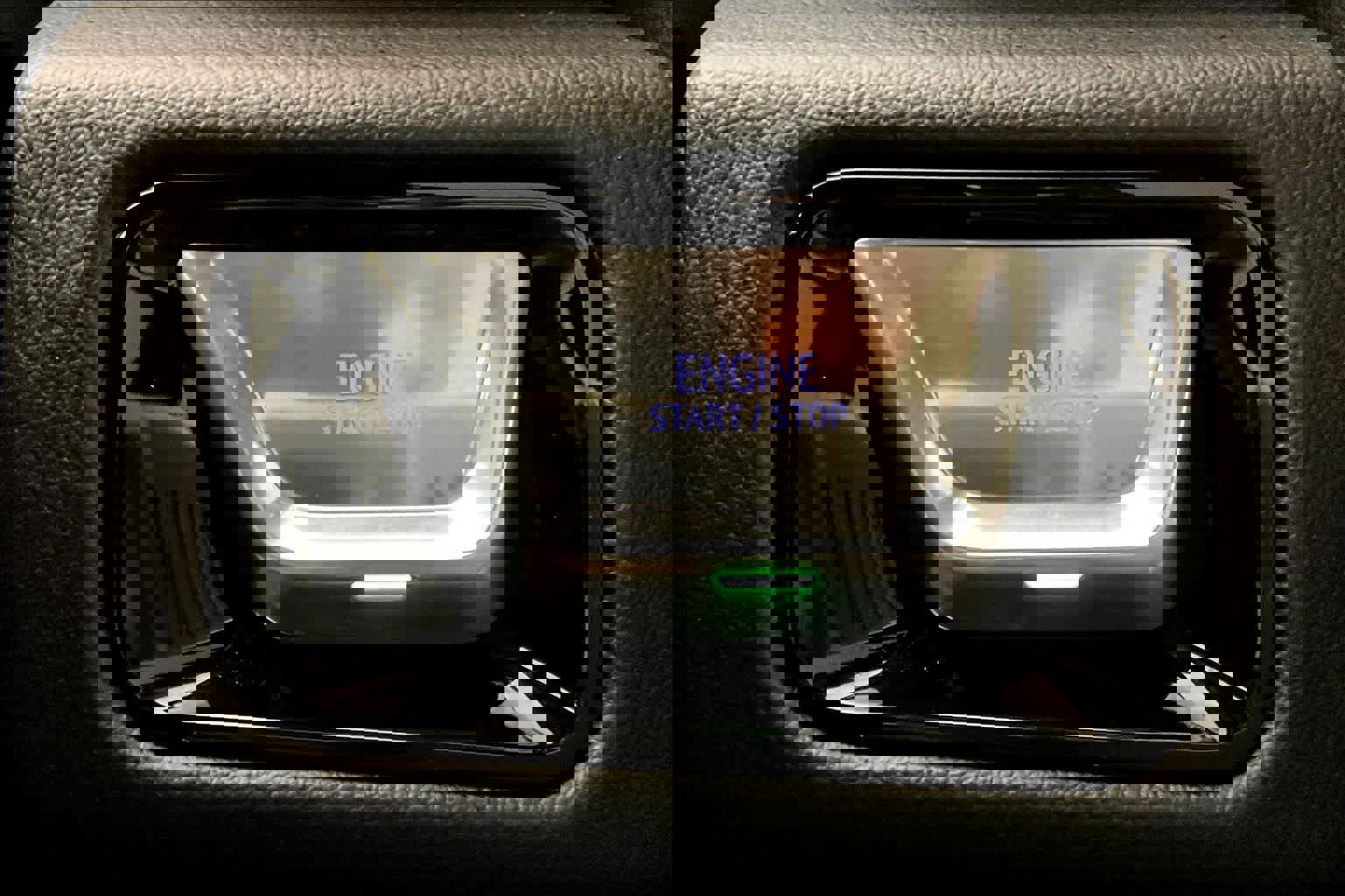 Used 2026 GMC Yukon Denali w/ Sun & Power Step Package image 35