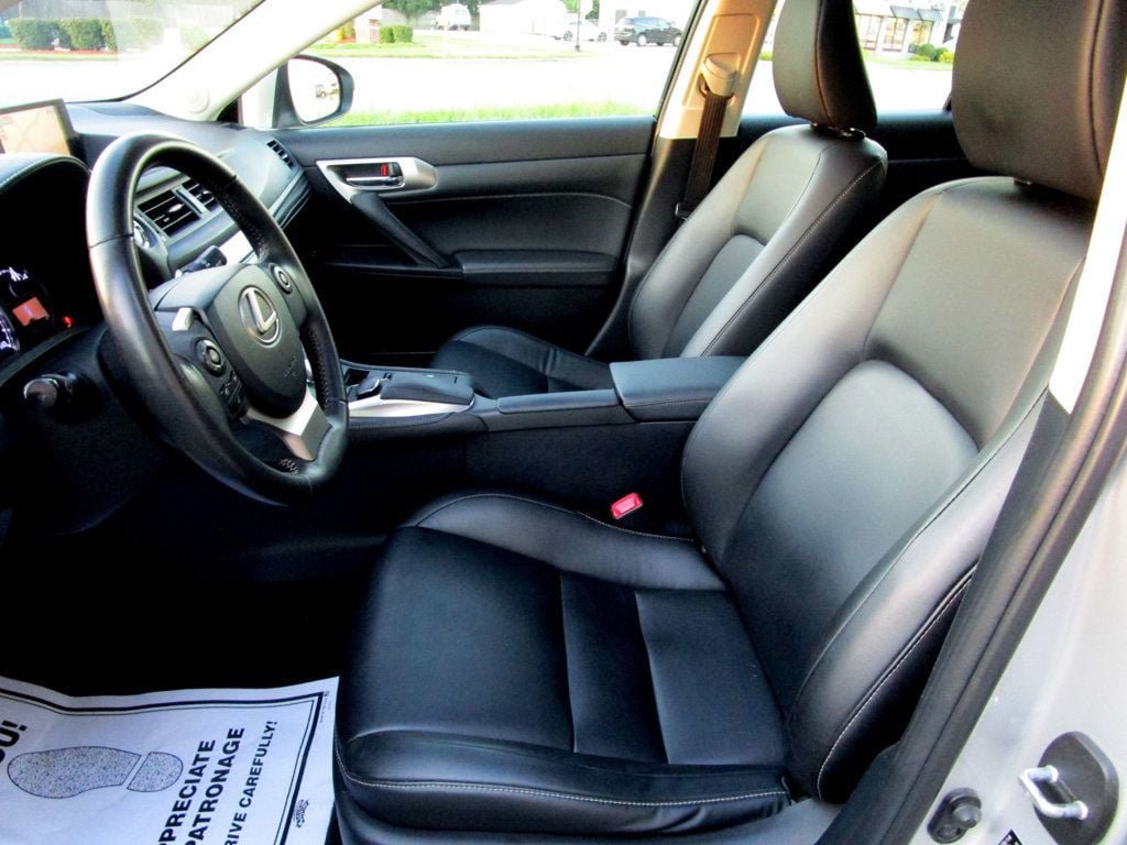 Used 2014 Lexus CT 200h FWD image 13