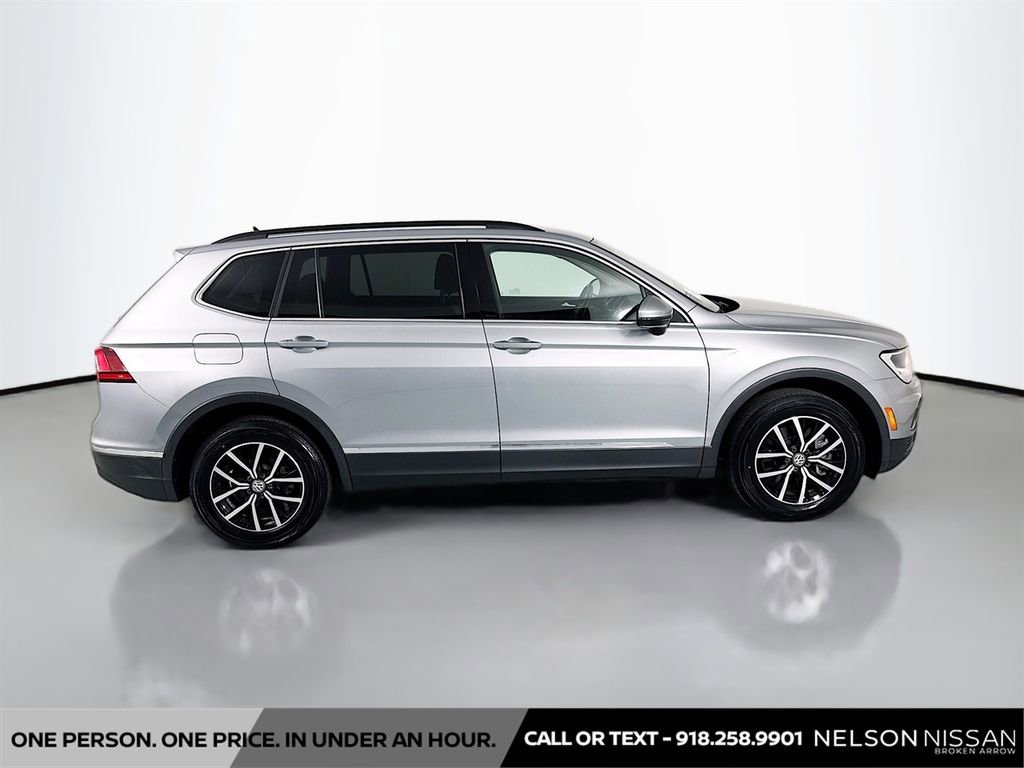 Used 2021 Volkswagen Tiguan SE image 4