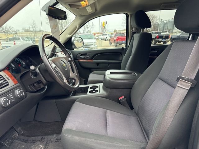 Used 2013 Chevrolet Avalanche LT image 9