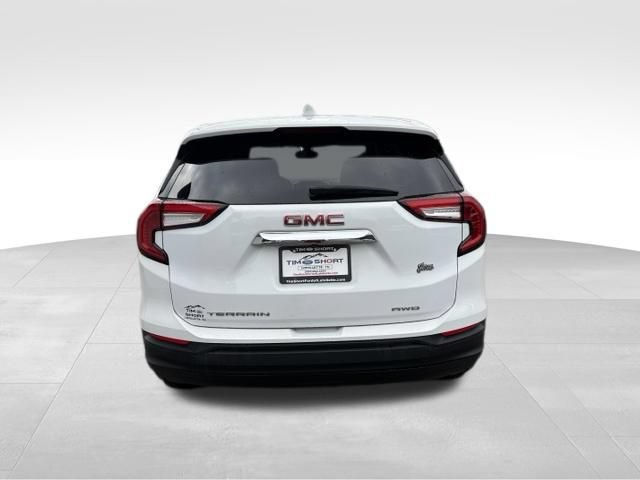 Used 2024 GMC Terrain SLE AWD/4WD image 10
