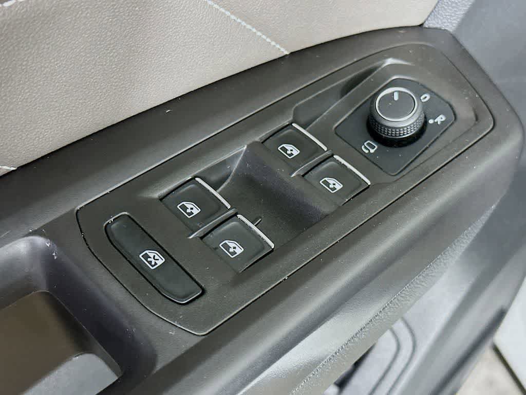 Used 2022 Volkswagen Atlas SEL Premium AWD/4WD image 29