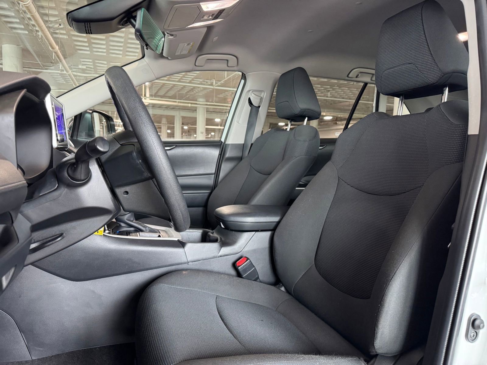 Used 2023 Toyota RAV4 LE image 15