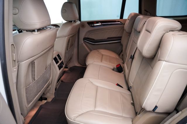 Used 2013 Mercedes-Benz GL 450 4MATIC image 24