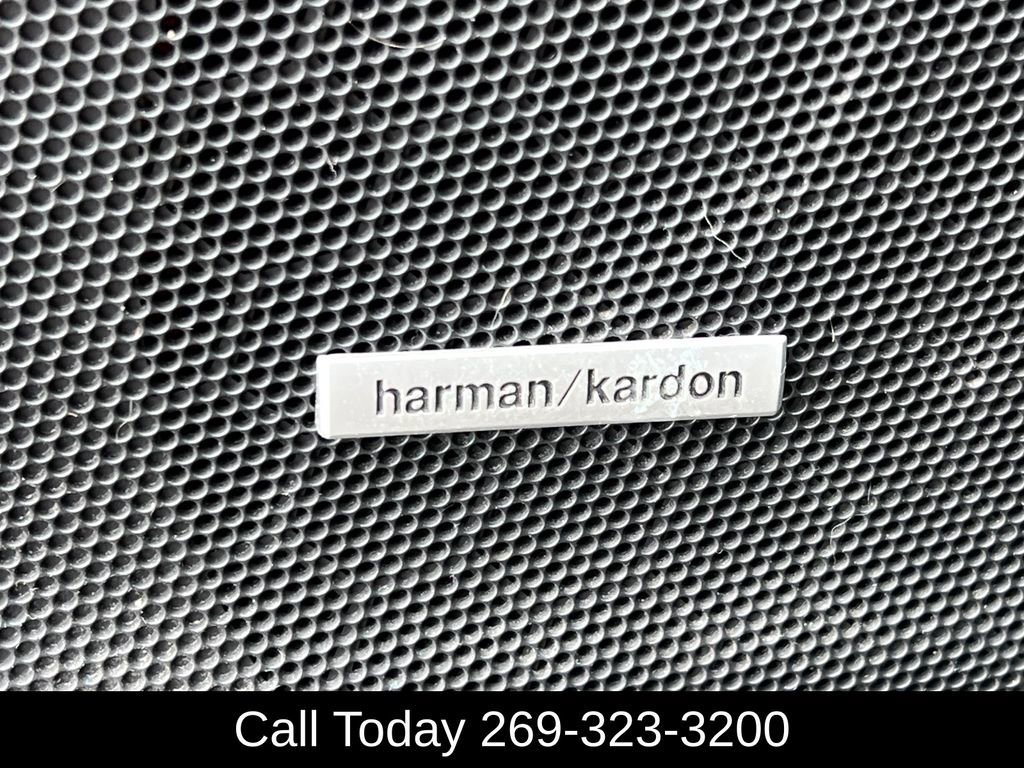 Used 2017 Subaru Forester 2.5i Limited w/ Protection Package #2 AWD/4WD image 9