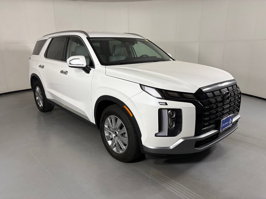 Used 2025 Hyundai Palisade SEL FWD image 2