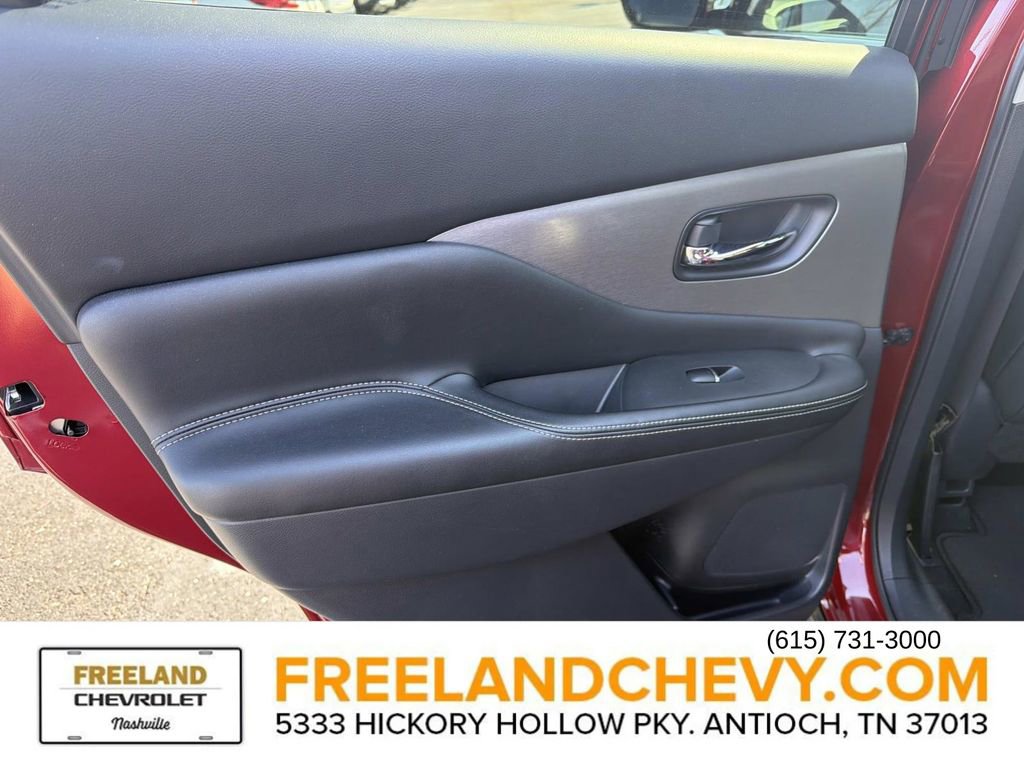 Used 2021 Nissan Murano SL w/ SL Moonroof Package image 16