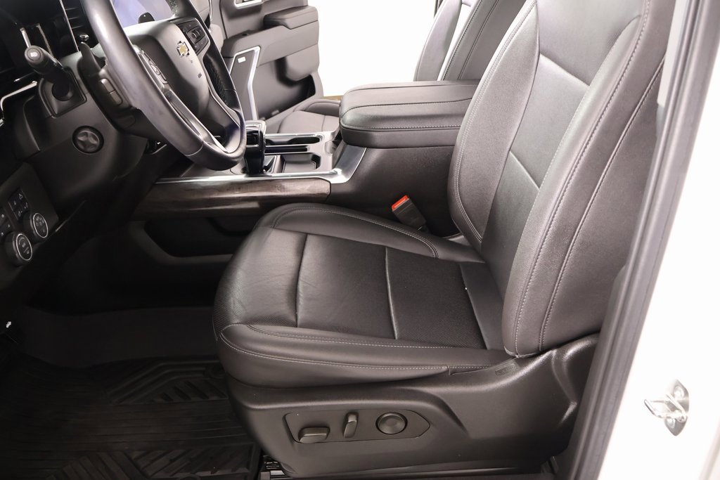 Used 2023 Chevrolet Silverado 1500 LTZ w/ LTZ Convenience Package II image 12