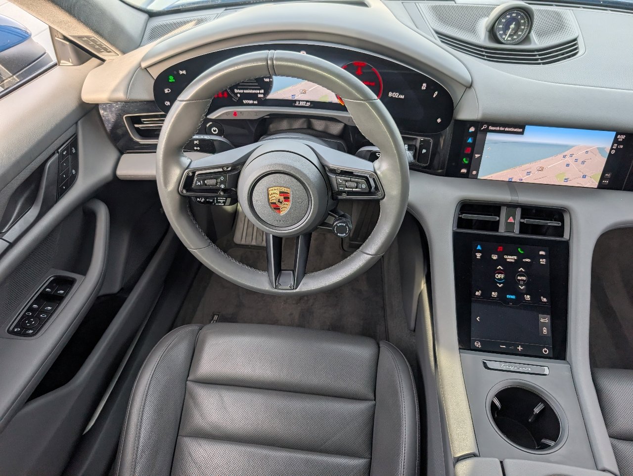 Used 2024 Porsche Taycan image 19