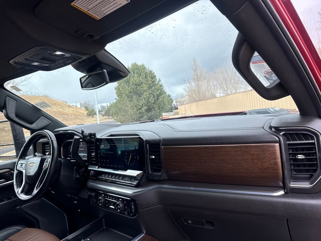 Used 2024 Chevrolet Silverado 2500 High Country image 30