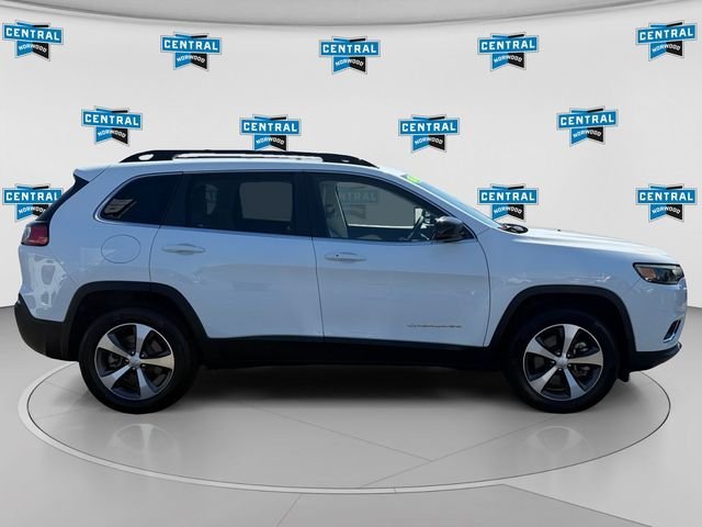 Used 2022 Jeep Cherokee Limited AWD/4WD image 7