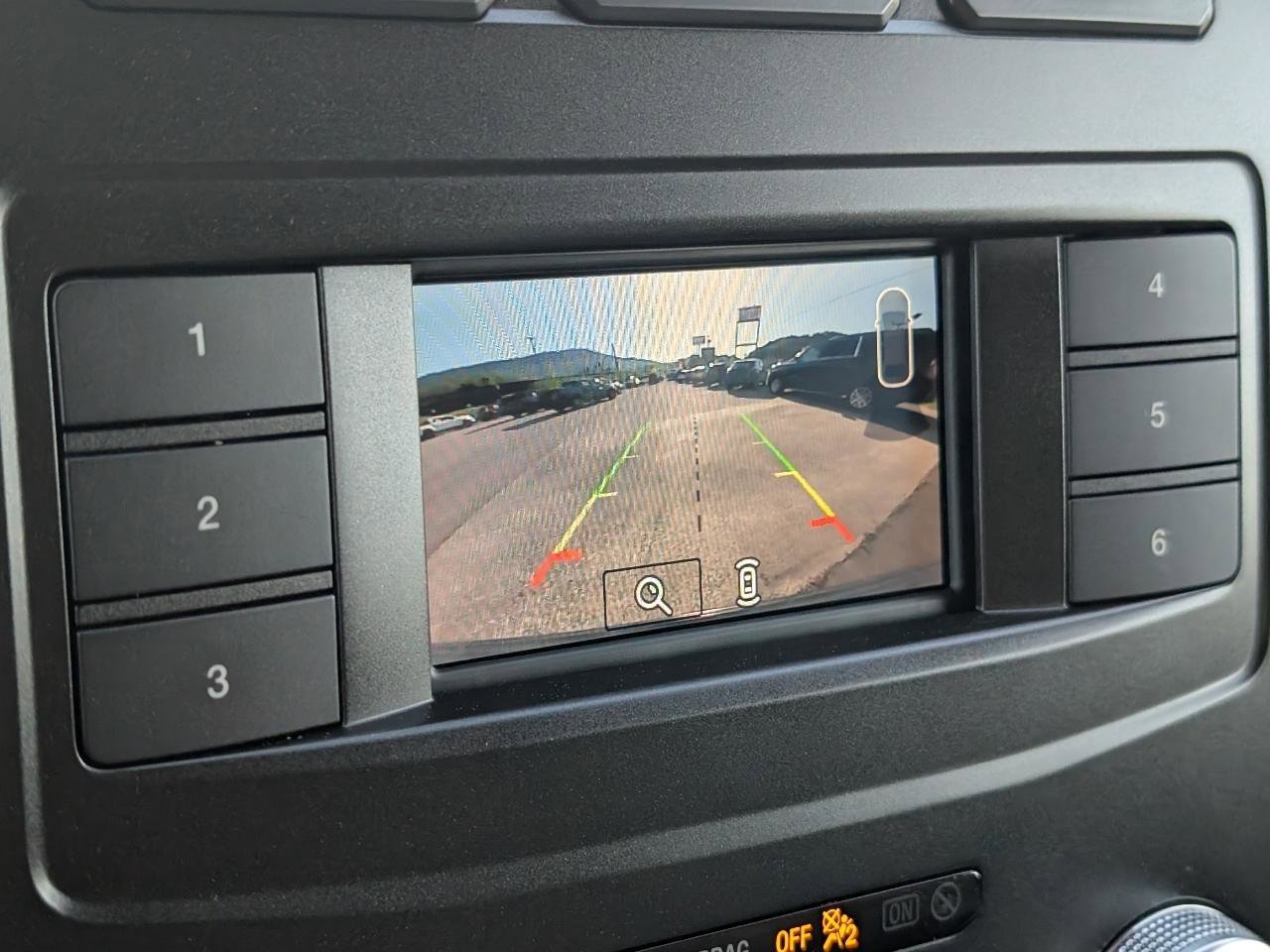 Used 2018 Ford Expedition XLT w/ Equipment Group 201A RWD image 18