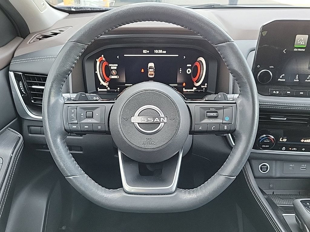 Used 2023 Nissan Rogue Platinum AWD/4WD image 14