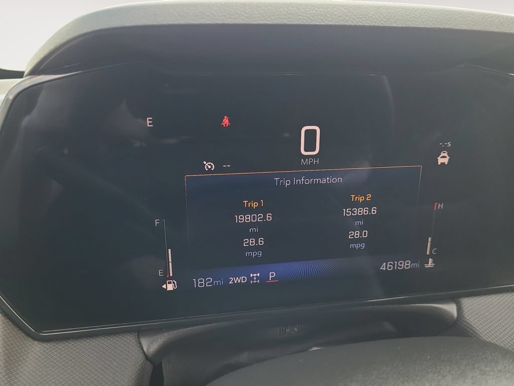 Used 2025 Chevrolet TrailBlazer LT AWD/4WD image 19