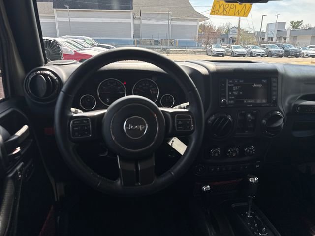 Used 2017 Jeep Wrangler Unlimited Rubicon image 16