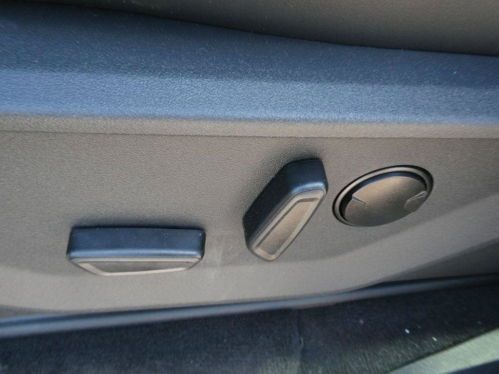 New 2027 Ford Expedition Platinum w/ Stealth Appearance Package AWD/4WD image 18