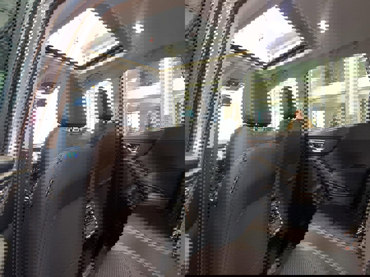 Used 2023 Subaru Forester Premium image 6