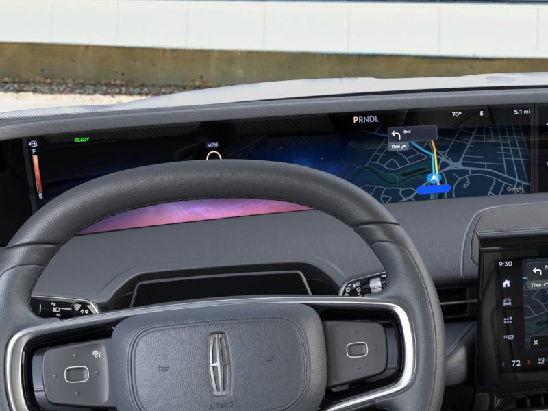 New 2025 Lincoln Nautilus Reserve image 13