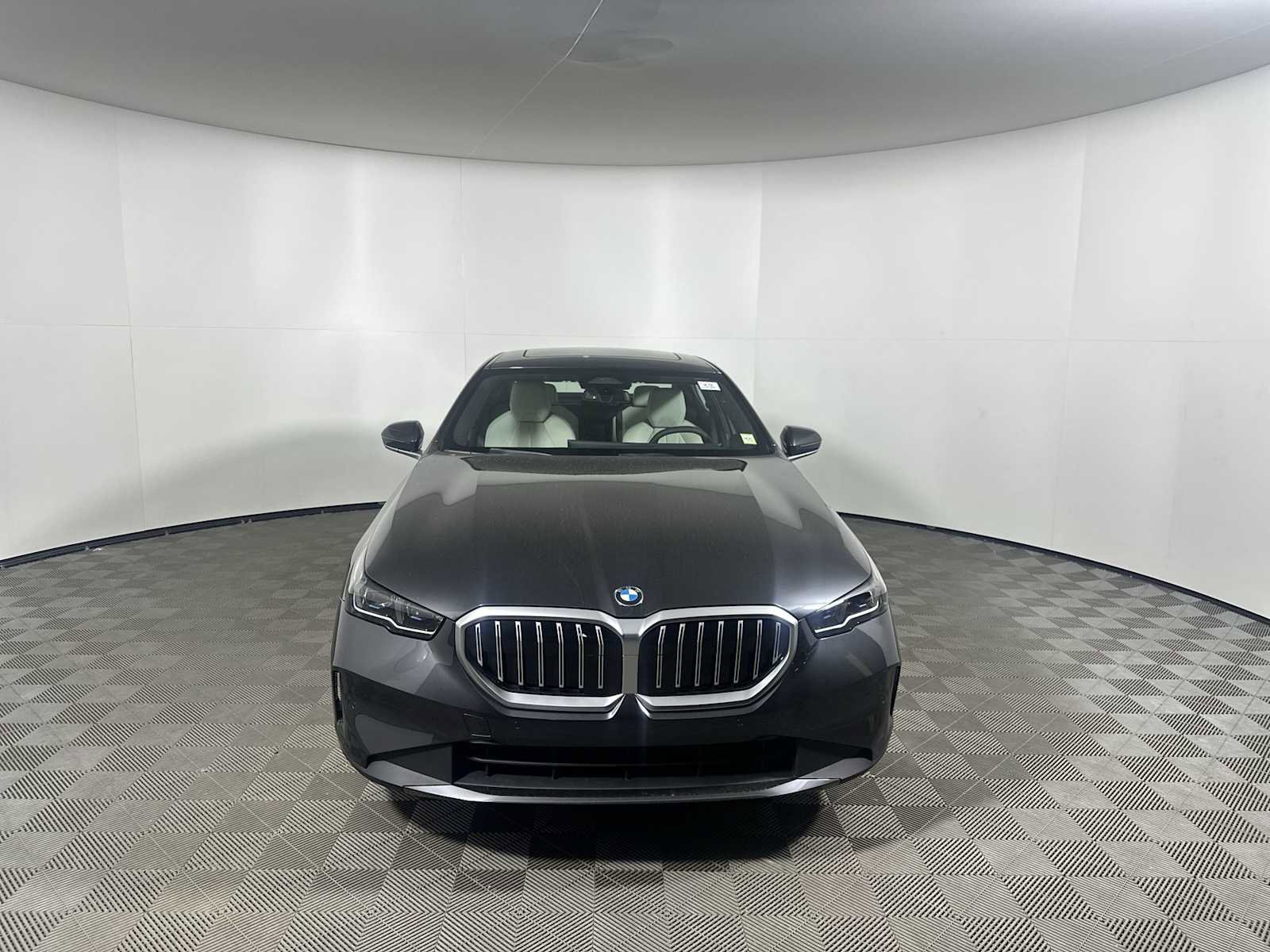 New 2026 BMW 530i xDrive image 5