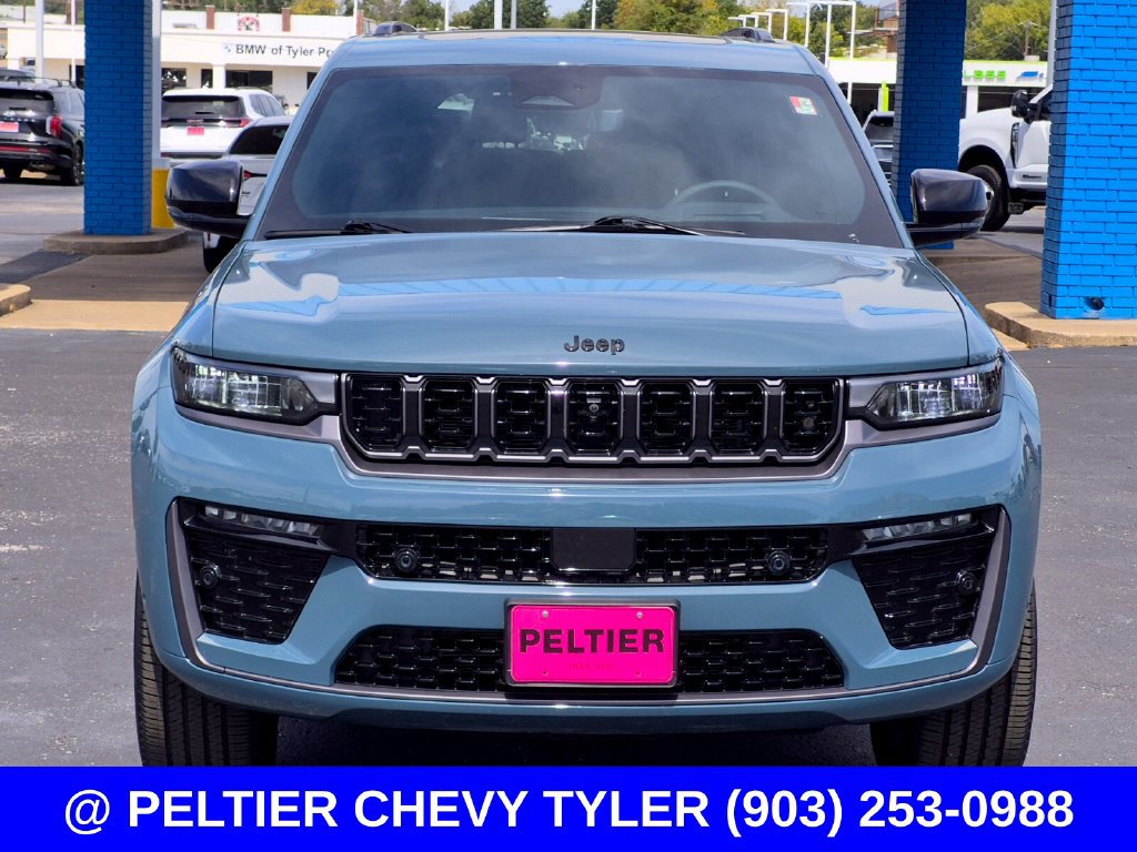 Used 2026 Jeep Grand Cherokee L Limited AWD/4WD image 2