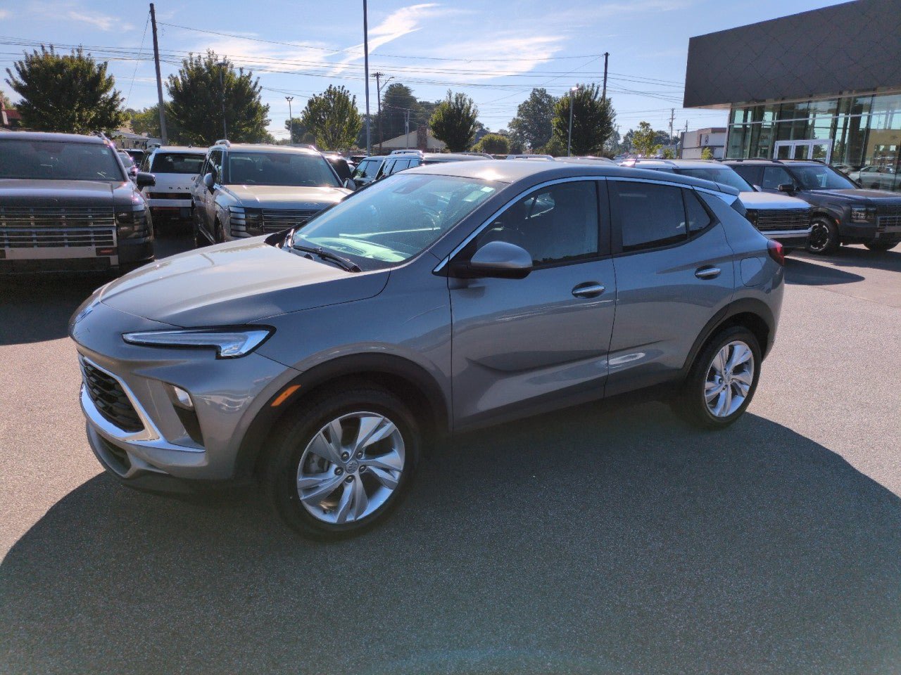 Used 2024 Buick Encore GX Preferred FWD image 3