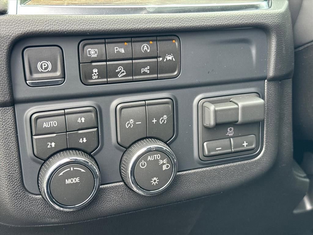 New 2026 Chevrolet Tahoe LS w/ Max Trailering Package AWD/4WD image 13