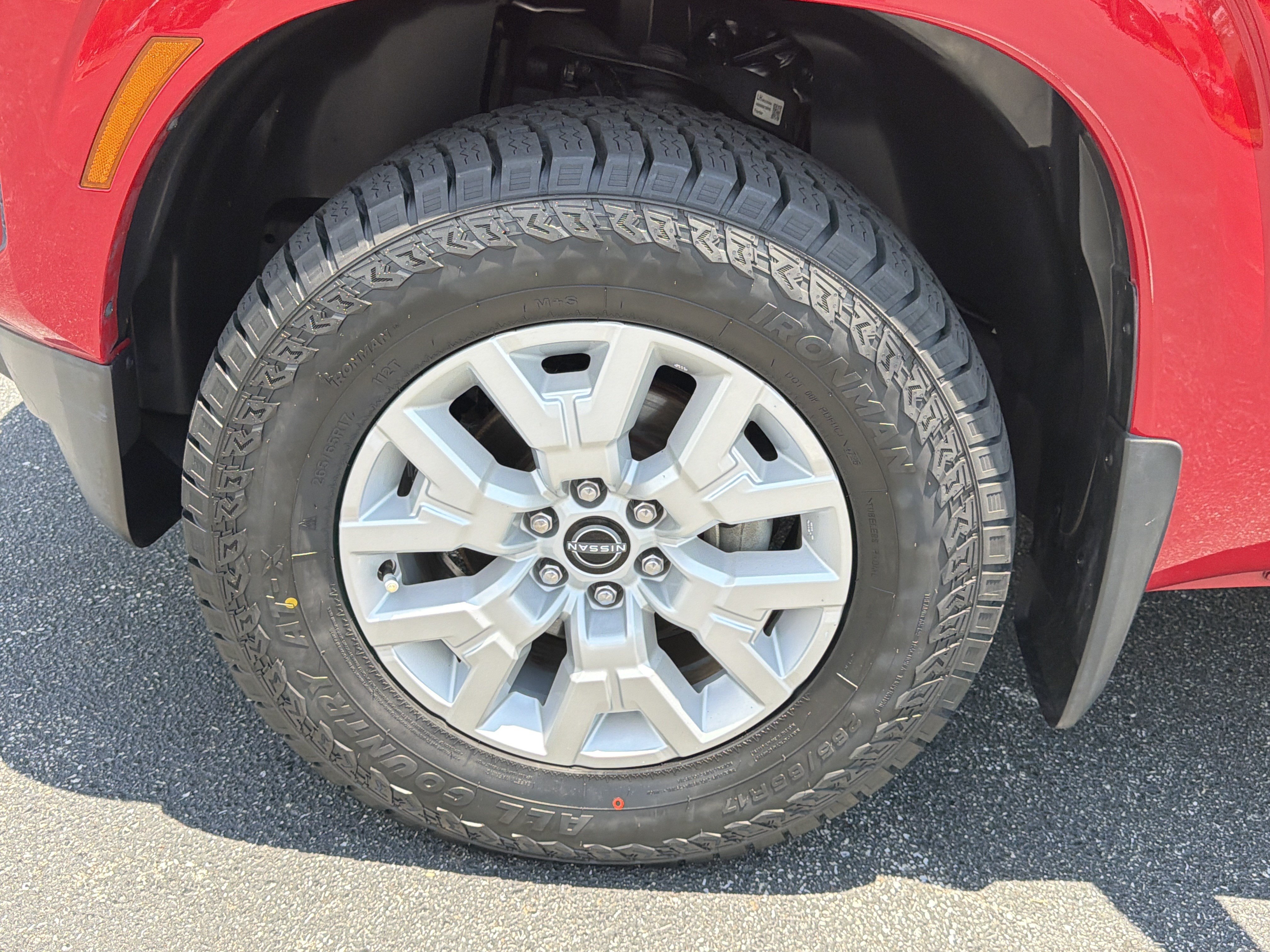 Used 2022 Nissan Frontier SV w/ Technology Package RWD image 11