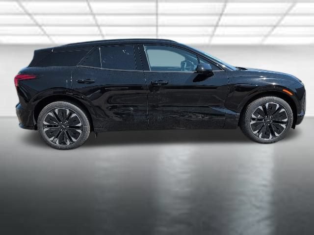 New 2025 Chevrolet Blazer EV RS w/ Super Cruise Package AWD/4WD image 4