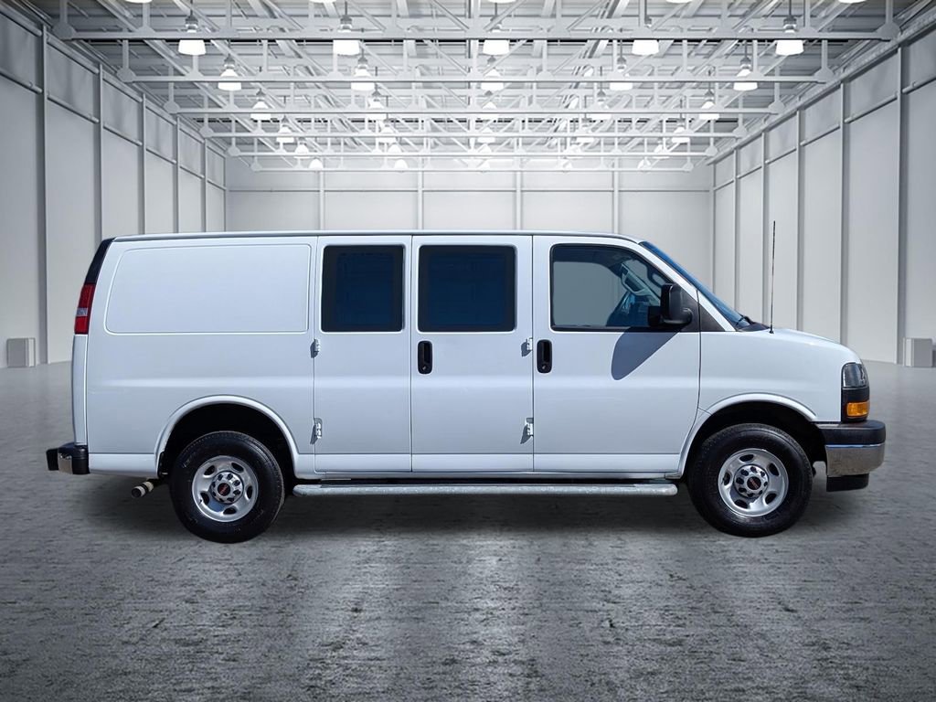 Used 2024 GMC Savana 2500 w/ Driver Convenience Package image 6