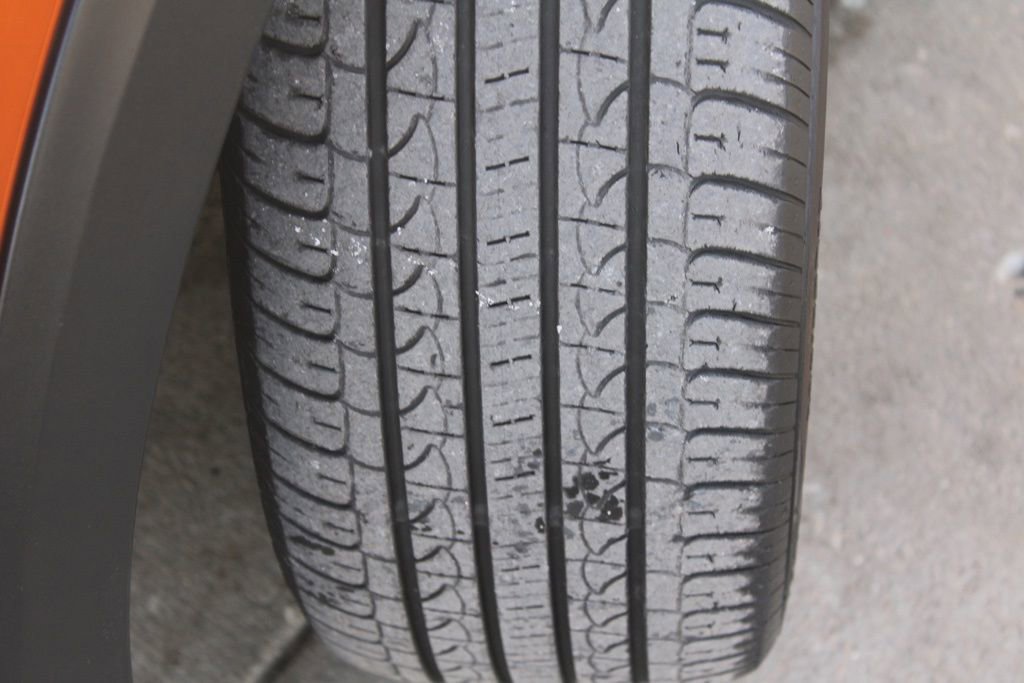 Used 2019 Nissan Kicks SR w/ SR Premium Package image 11