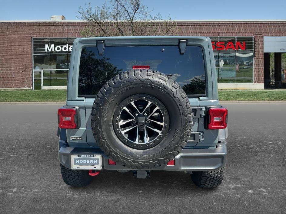 Used 2025 Jeep Wrangler Unlimited Rubicon w/ XTREMEE 35" Tire Package AWD/4WD image 3