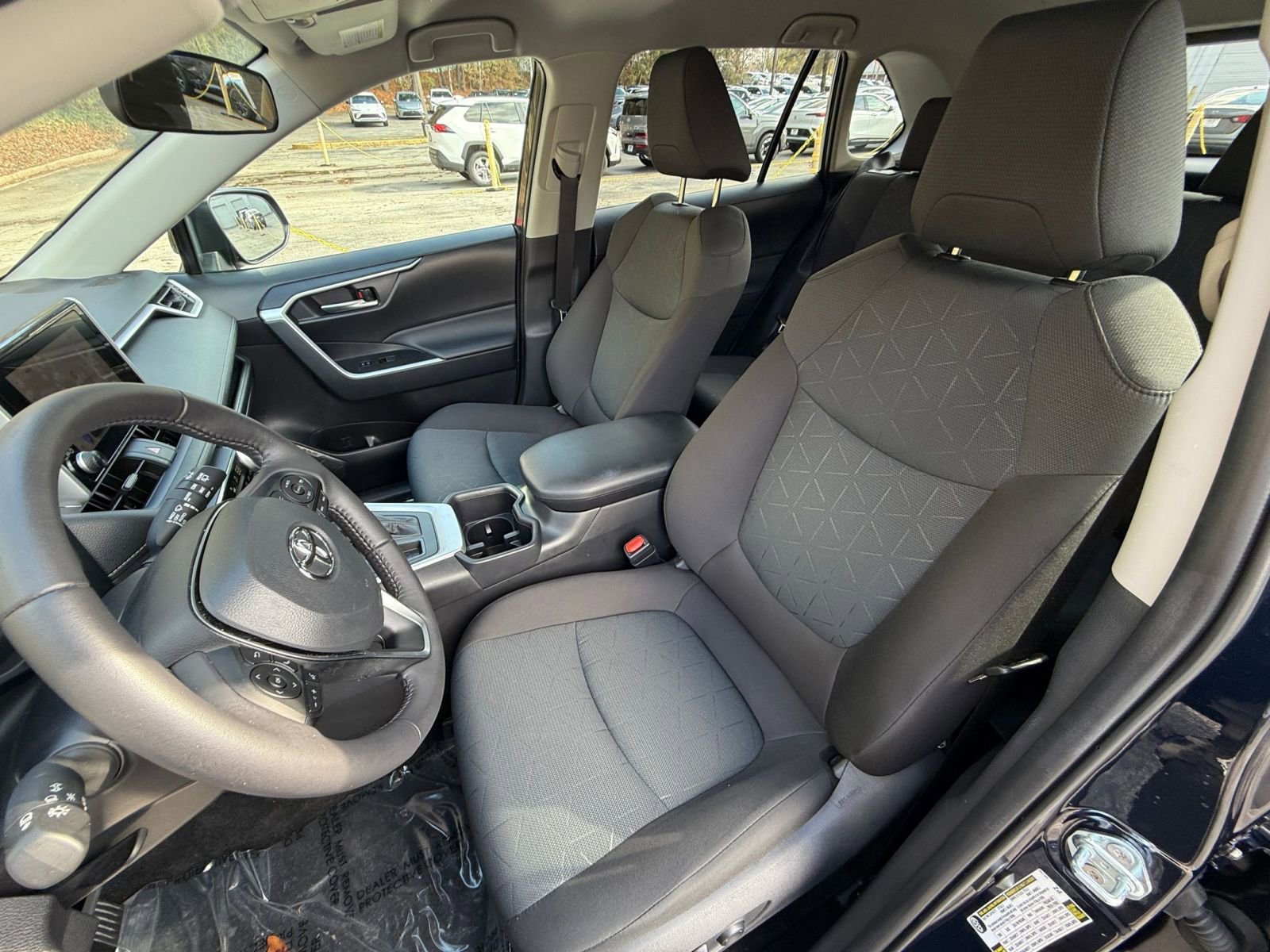 Used 2025 Toyota RAV4 XLE image 36