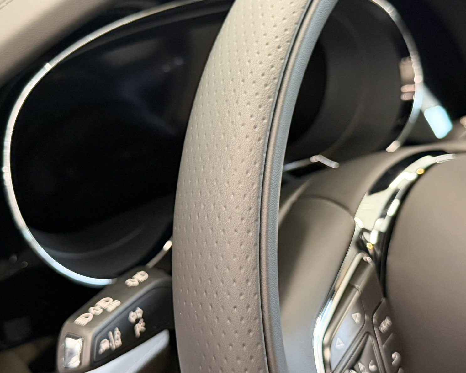 New 2027 Bentley Bentayga AWD/4WD image 26