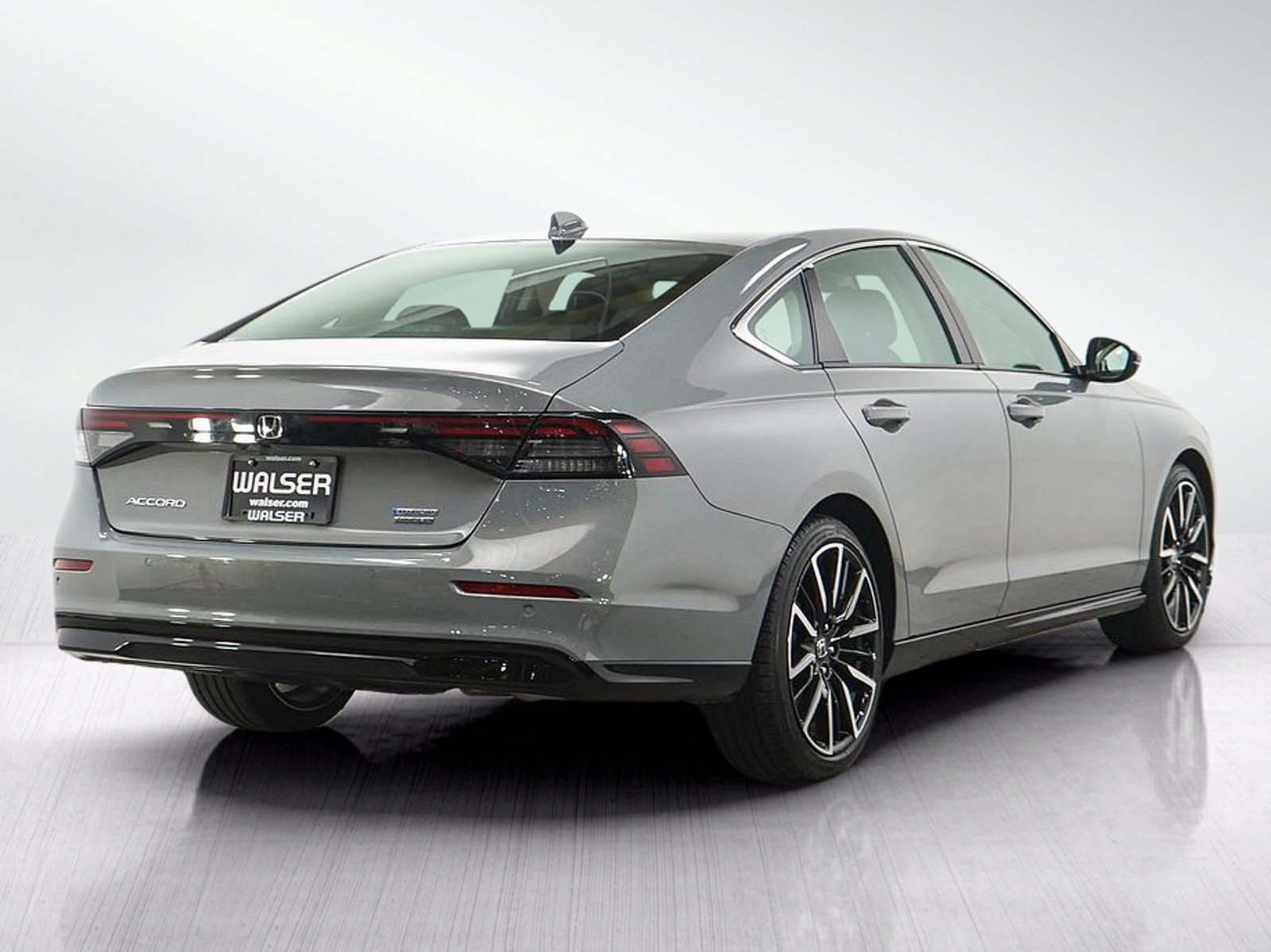 Used 2025 Honda Accord Touring image 5