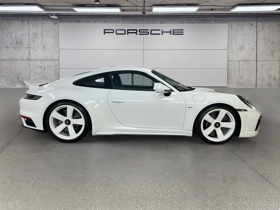 Certified 2023 Porsche 911 Sport Classic RWD image 8