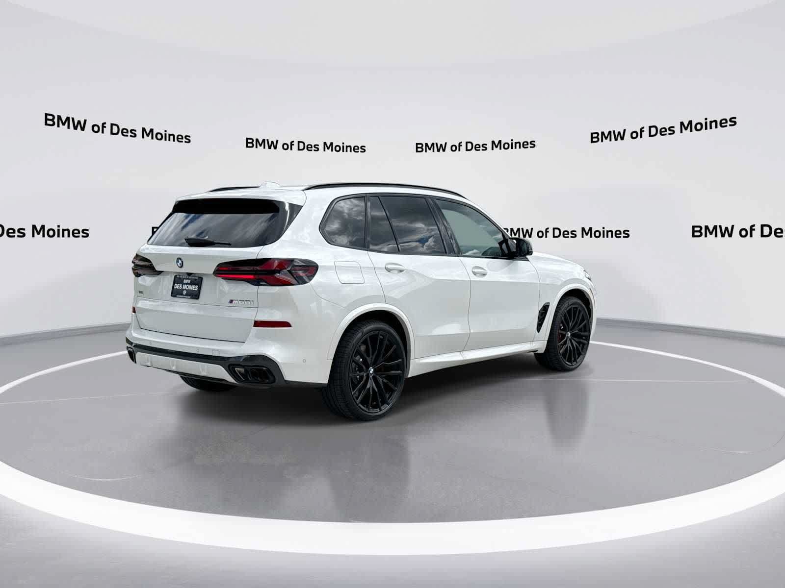 New 2026 BMW X5 M60i AWD/4WD image 8
