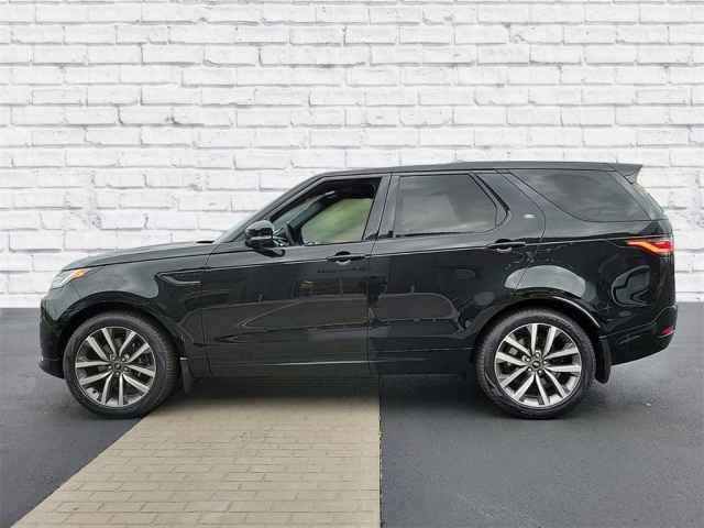 New 2024 Land Rover Discovery Metropolitan Edition AWD/4WD image 2