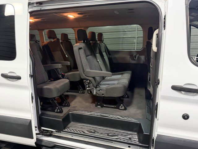 Used 2018 Ford Transit 350 XLT image 12