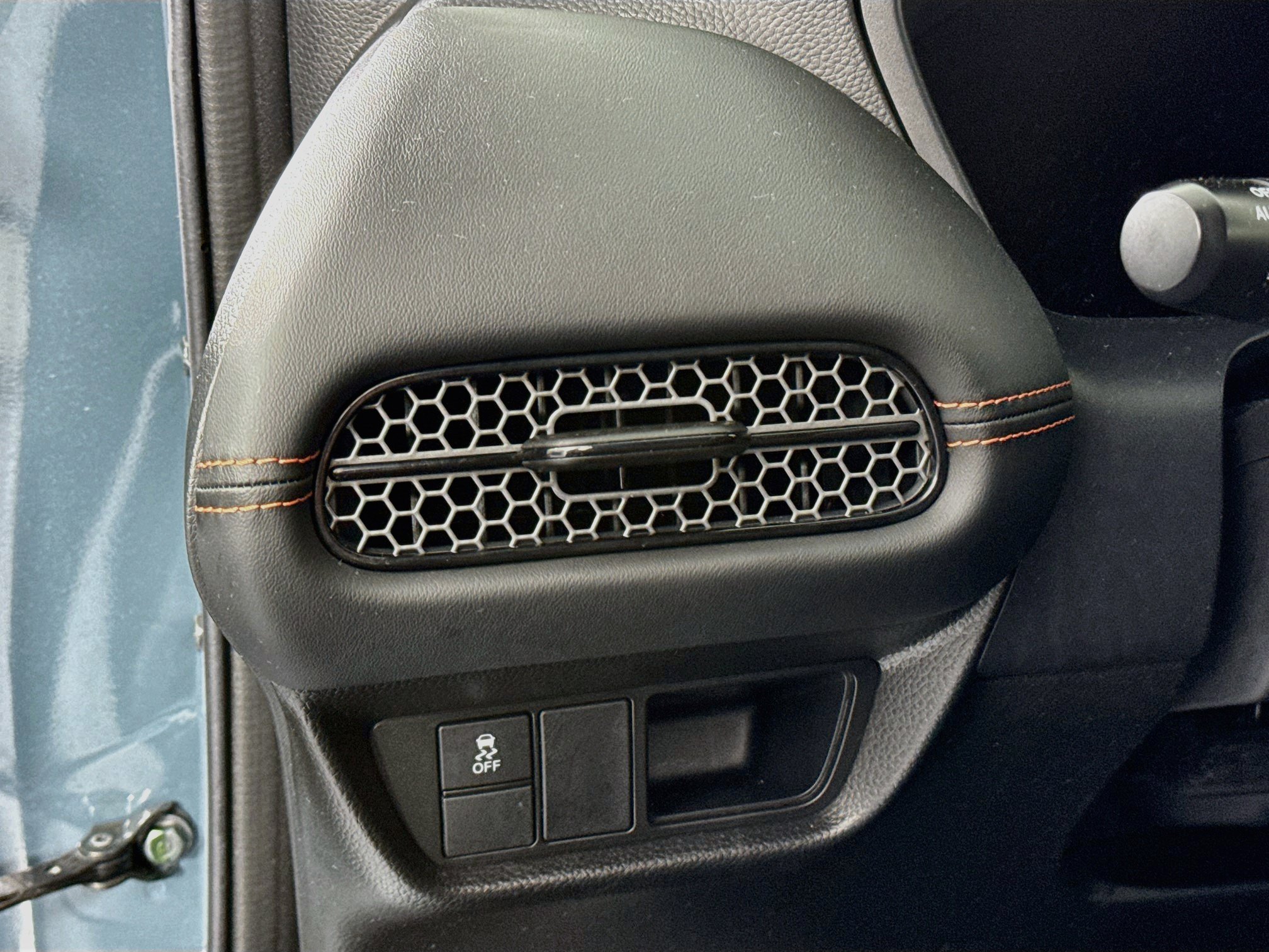 Certified 2025 Honda HR-V Sport image 10