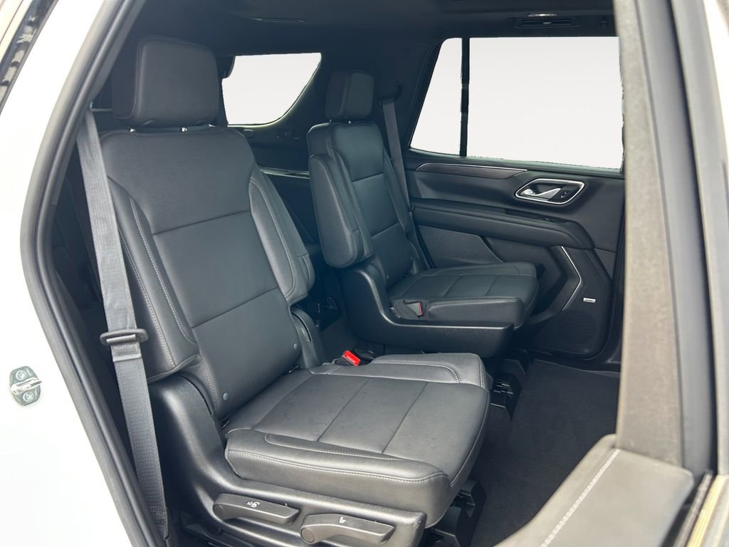 Used 2023 Chevrolet Tahoe Z71 w/ Luxury Package AWD/4WD image 23