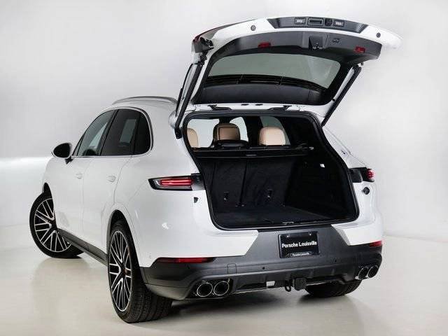 New 2026 Porsche Cayenne S AWD/4WD image 32