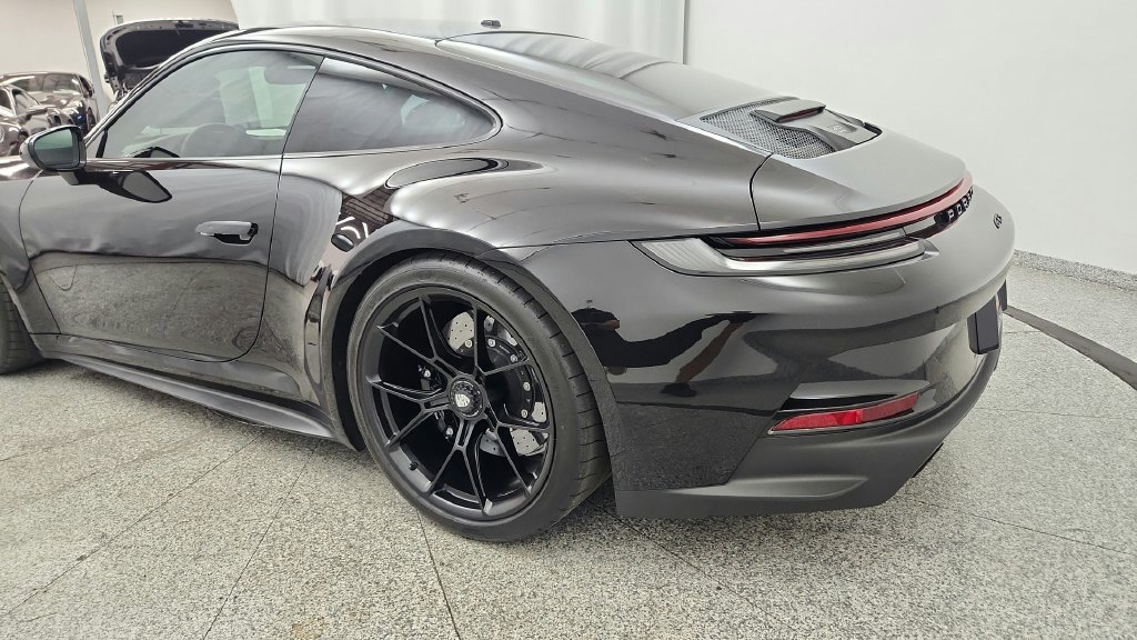 Used 2022 Porsche 911 GT3 RWD image 18