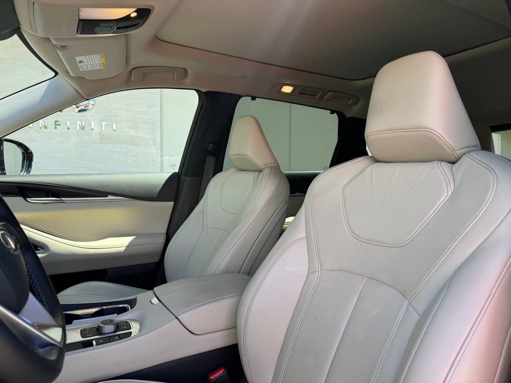 Used 2025 INFINITI QX60 Sensory AWD/4WD image 10