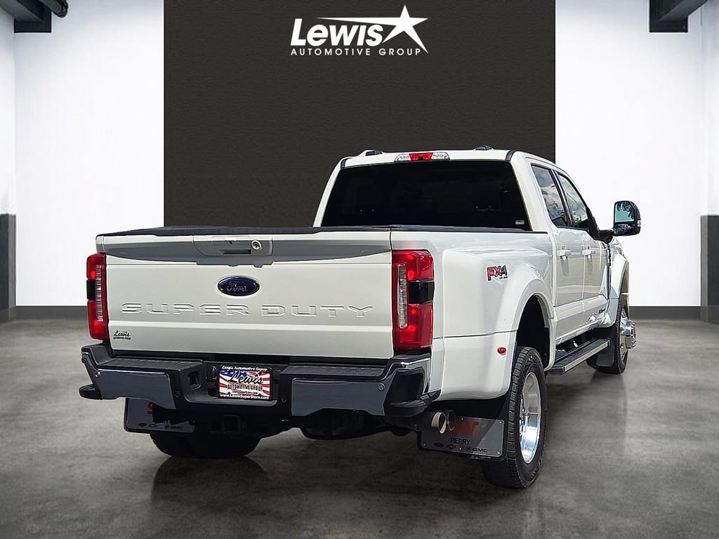 Used 2025 Ford F450 Lariat w/ FX4 Off-Road Package AWD/4WD image 4